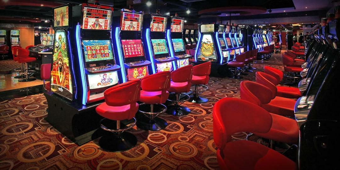 Networld Hotel Spa And Casino Pasay Exteriér fotografie